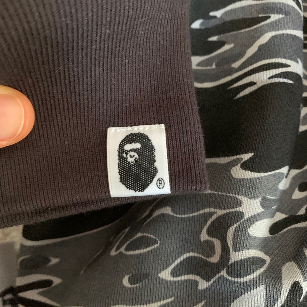 SOLD - Bape X UND Half Tiger Half Shark Hoodie - Picture 7 of 8